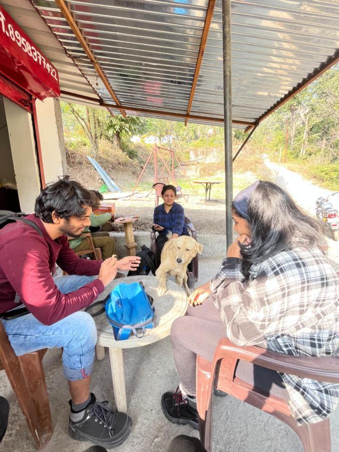 Joey'S Homestay Ришикеш Экстерьер фото